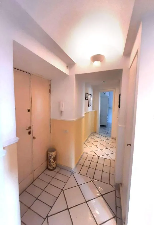 Piacevole Appartamento Nel Cuore Di Trastevere Rome Apartment