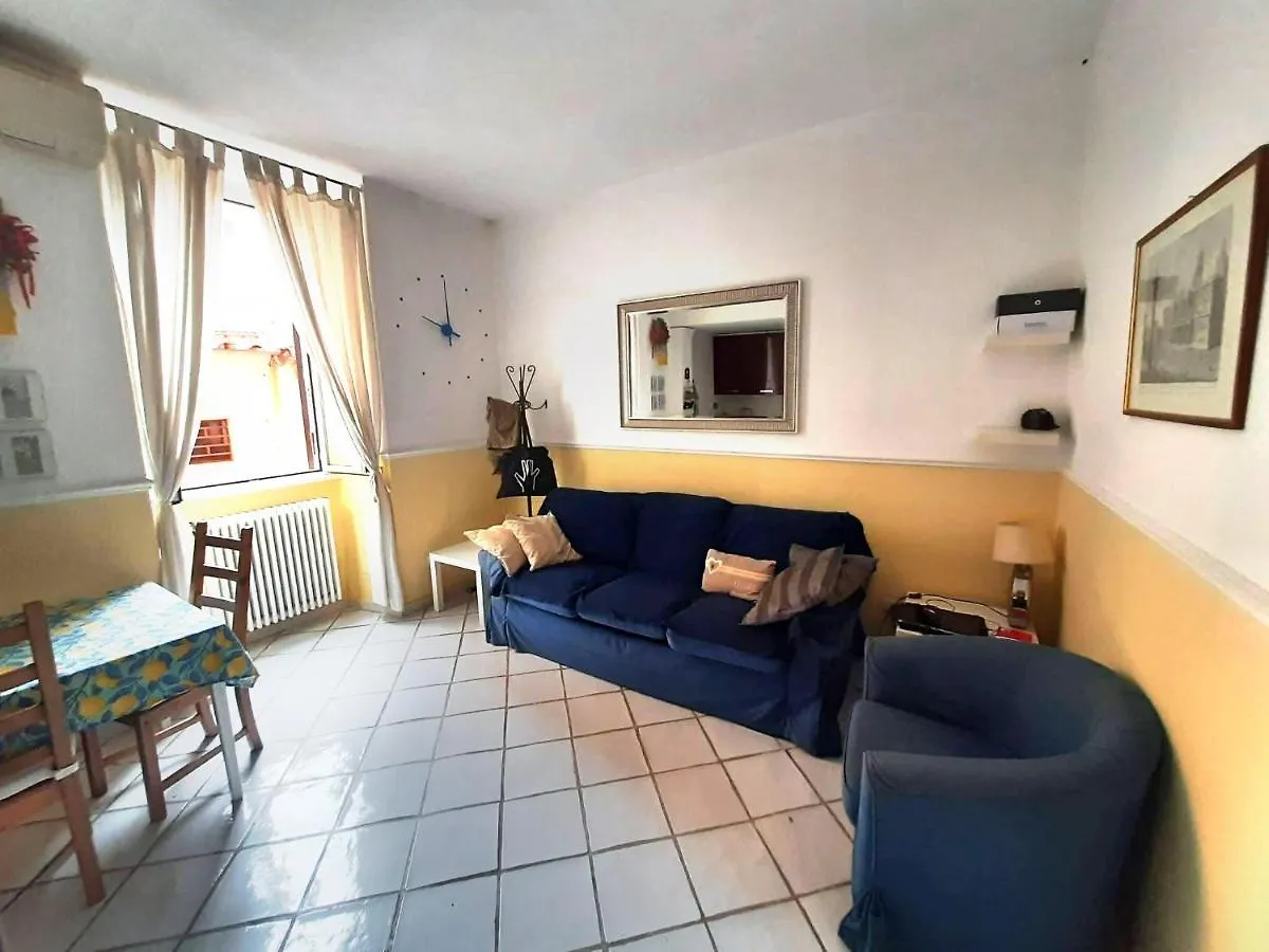 Piacevole Appartamento Nel Cuore Di Trastevere Rome